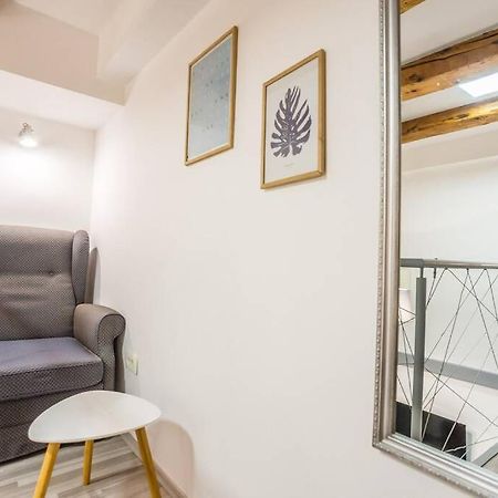 Apartma N'Poznam Tobacna Ljubljana Dış mekan fotoğraf