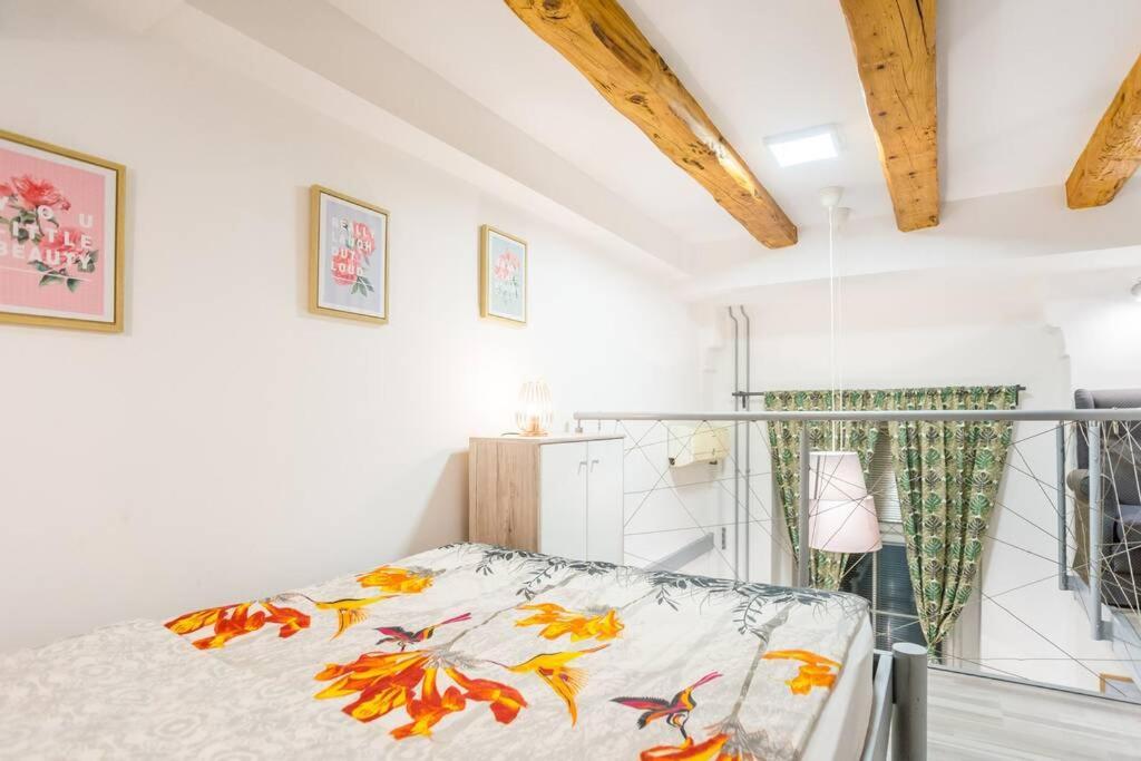 Apartma N'Poznam Tobacna Ljubljana Dış mekan fotoğraf