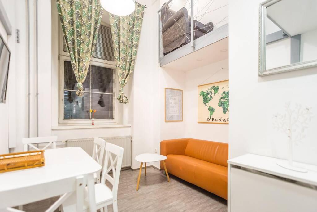 Apartma N'Poznam Tobacna Ljubljana Dış mekan fotoğraf