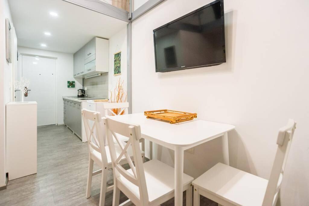 Apartma N'Poznam Tobacna Ljubljana Dış mekan fotoğraf