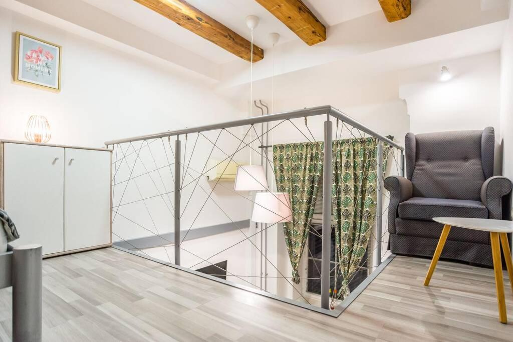 Apartma N'Poznam Tobacna Ljubljana Dış mekan fotoğraf