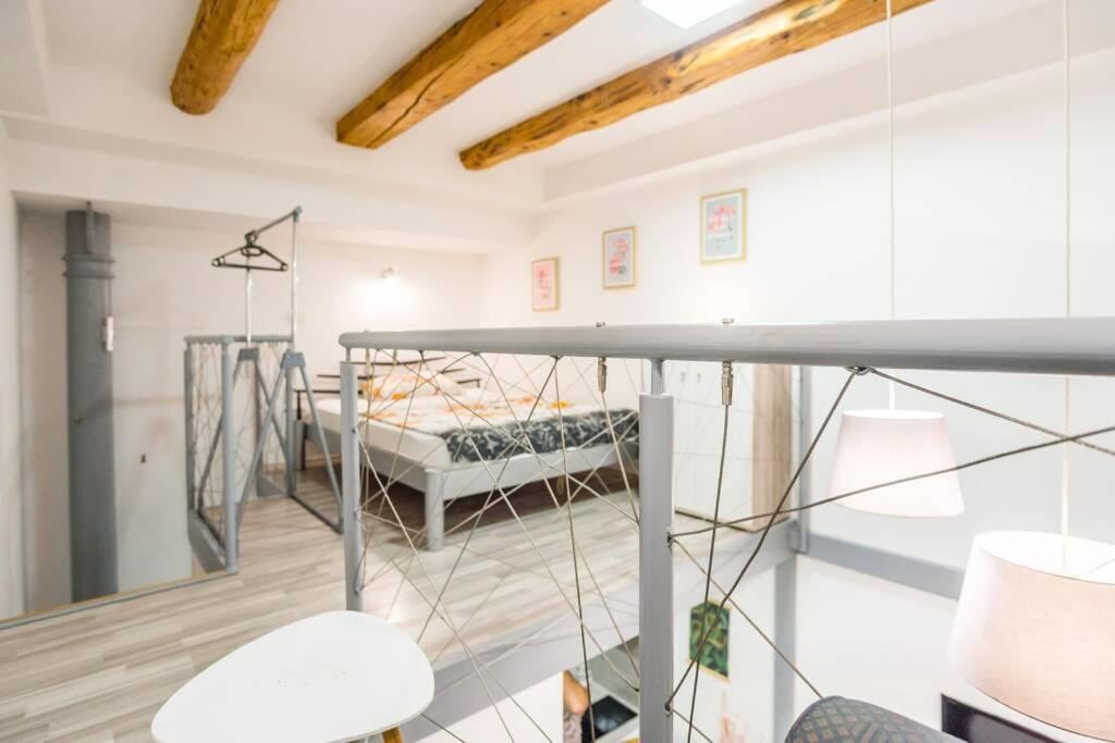 Apartma N'Poznam Tobacna Ljubljana Dış mekan fotoğraf